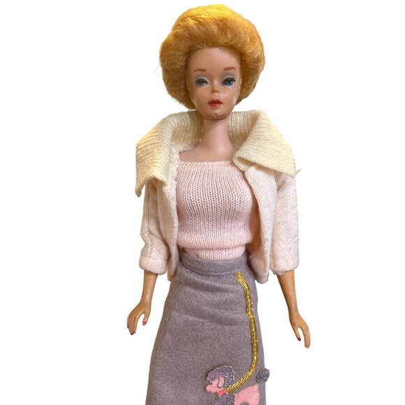 Vintage 1961 Bubble Cut Barbie Strawberry Blonde Japan Stamped Pink Sweater Set - Picture 8 of 8